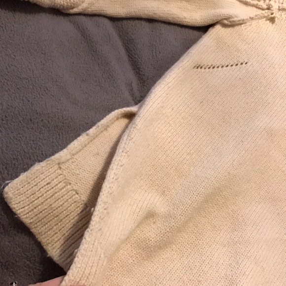 COPY - Sam Edelman sweater - Picture 5 of 8